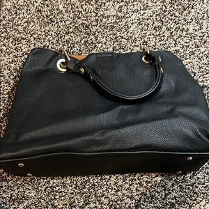 Chic Black Pebbled Tote Bag